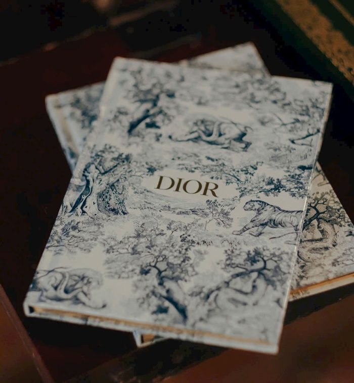 Sổ tay Dior